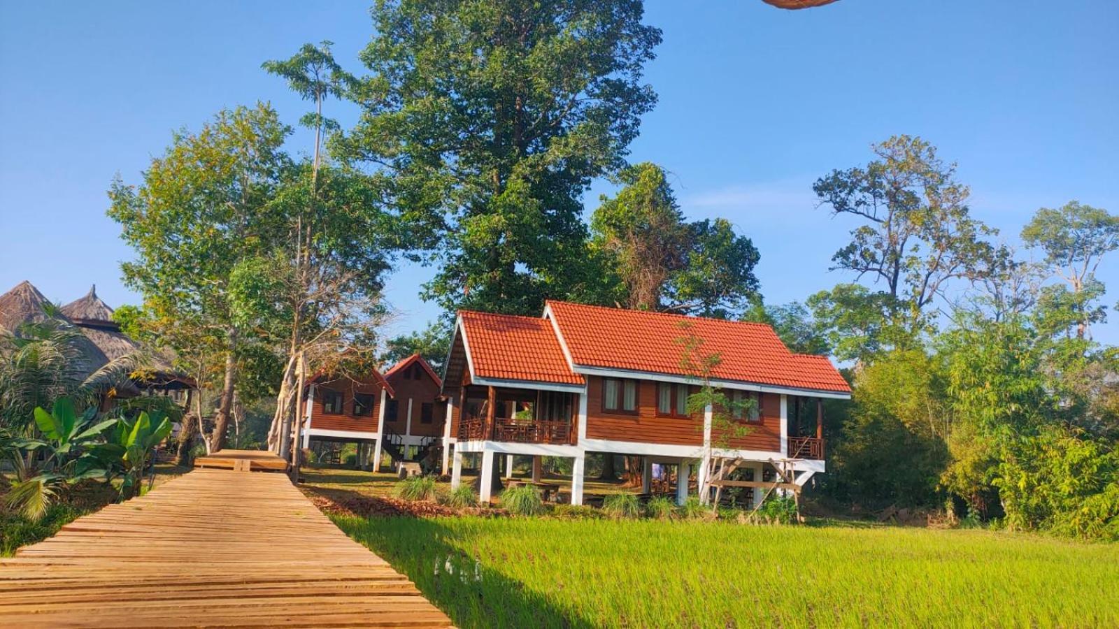 Bolaven Garden Bungalow And Tent - Tad Lo Ban Kiangtat エクステリア 写真